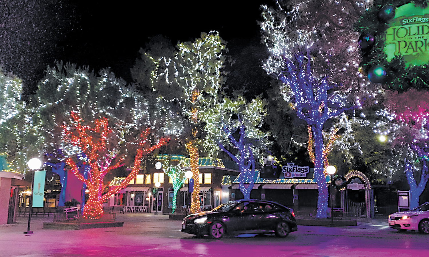 Lighting Celebration Kicks off Holiday Season in Beverly Hills