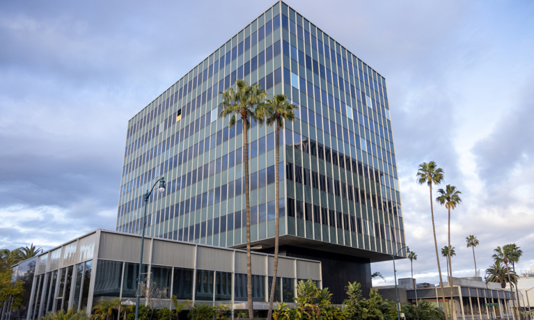 Planning Commission Renews Permits for 9111 Wilshire