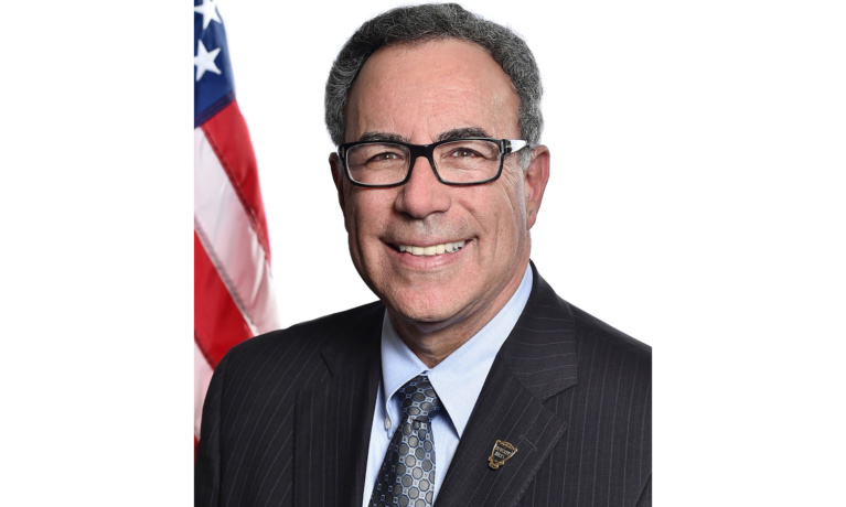 Courier Exclusive: Beverly Hills Mayor Lester Friedman Looks Back on a Singular Year