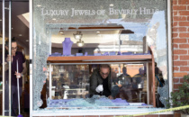 Police Investigating Brazen Robbery at South Beverly Jewelry Store