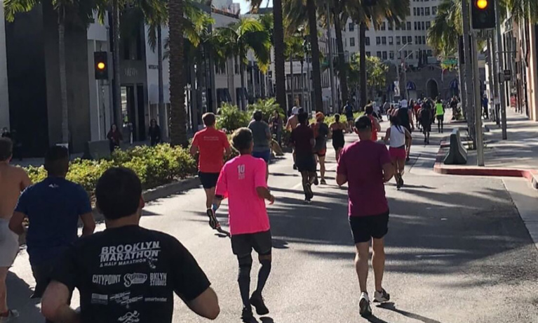 LA Marathon Comes Through Beverly Hills