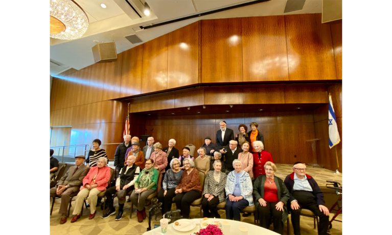 Multigenerational Brunch Brings Together Holocaust Survivors, Middle Schoolers at Sinai Temple