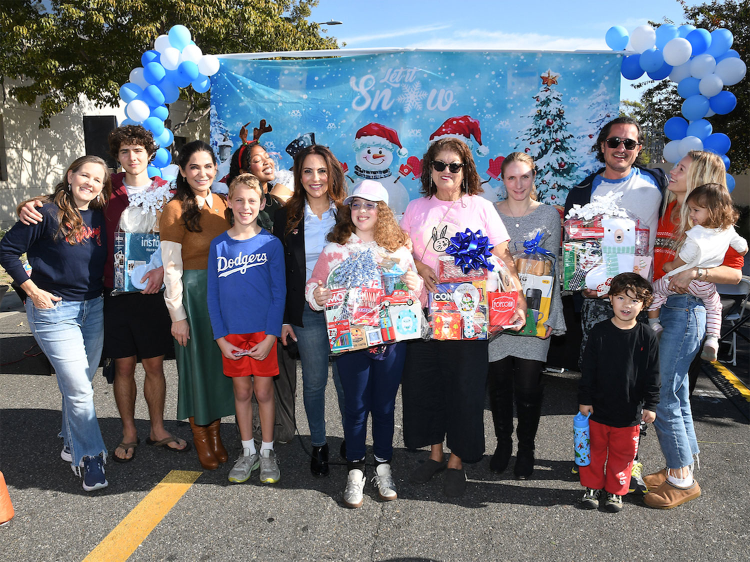 Craft Fair and Gingerbread House Contest Draws Hundreds