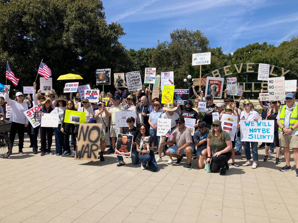 The Beverly Hills “No Kings” rally attracted 2,000 protestors. Photo by Sam Mulick