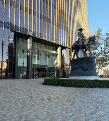 The commission discussed the multicolored paving project on Wilshire Boulevard